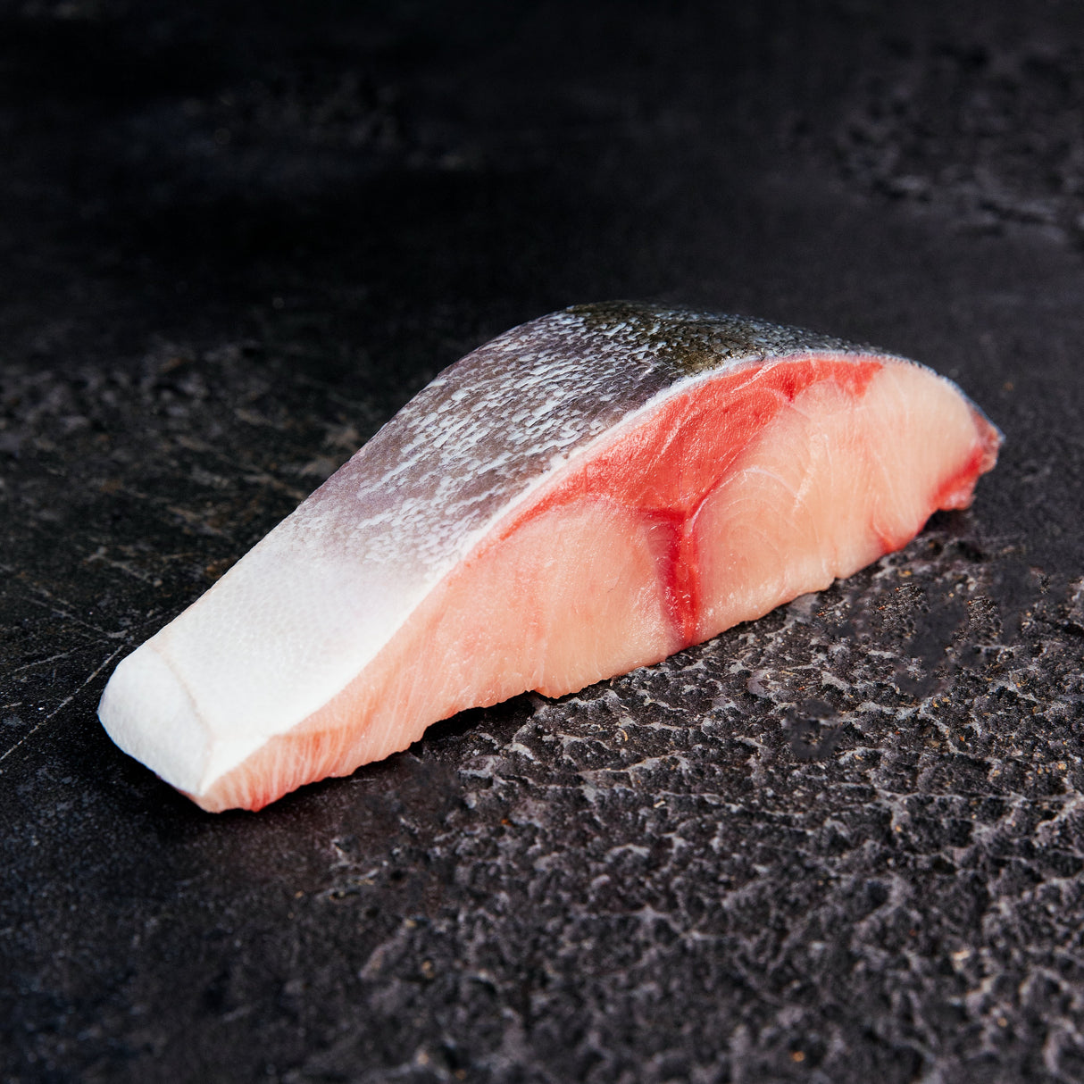 Hamachi (Sashimi-Grade) - 190-220g