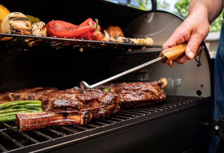 TRAEGER BBQ PIG TAIL
