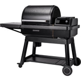 TRAEGER IRONWOOD 616 WOOD PELLET GRILL