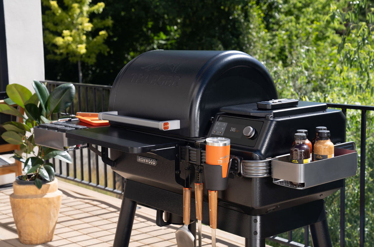 TRAEGER IRONWOOD 616 WOOD PELLET GRILL in outdoor setup