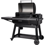 Traeger Ironwood 616 wood pellet grill